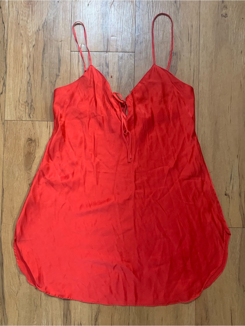 Gold label red silk vs dress